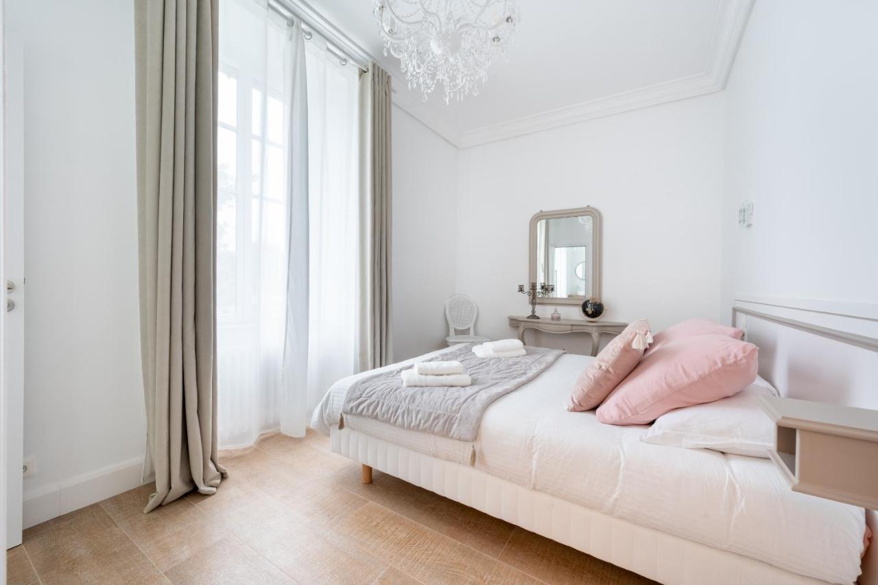 Domaine Les Jardins Darsene Bed & Breakfast Tinteniac Exterior photo