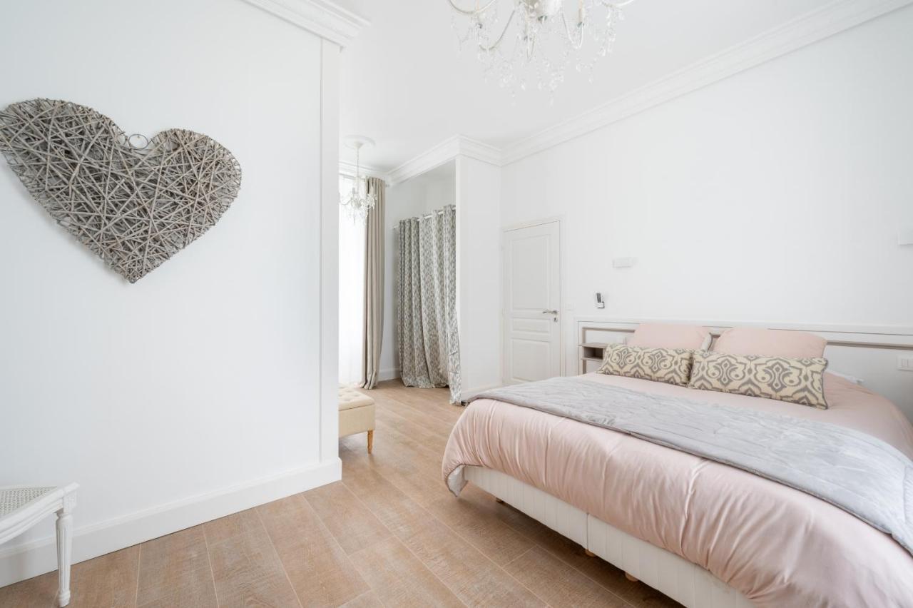 Domaine Les Jardins Darsene Bed & Breakfast Tinteniac Exterior photo