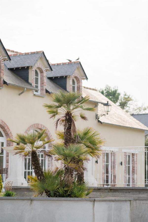 Domaine Les Jardins Darsene Bed & Breakfast Tinteniac Exterior photo